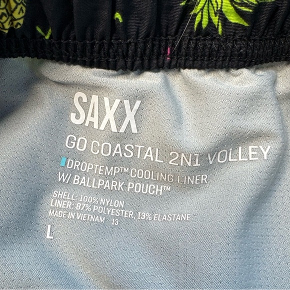 Saxx Go Coastal 2N1 Classic Swim Volley 5" with liner Pineapple Flip- Black - Picture 6 of 6